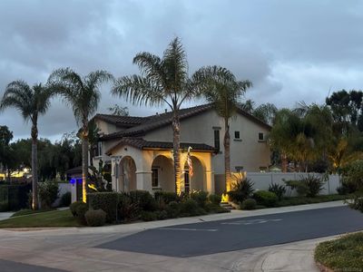 3985 Carino Way