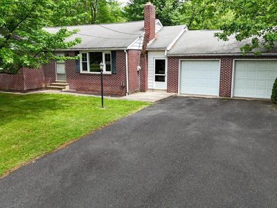 2355 N Old Bethlehem Pike