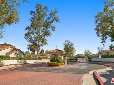 308 Pebble Beach Dr