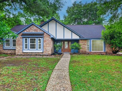 2402 River Village Dr