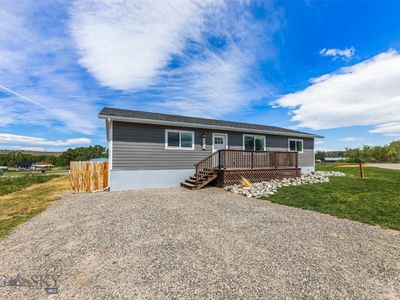 203 2nd Ave N