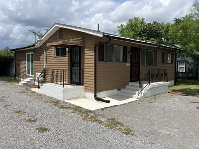 604 Carver Ave