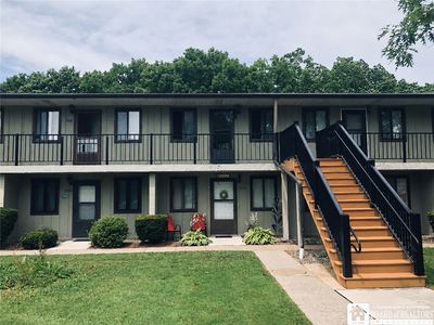 708 Edgewater Dr