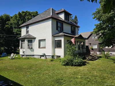 529 Pewabic St