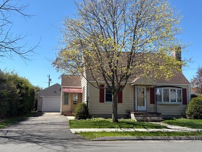 18 Cambridge St