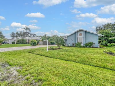 2718 SE Buccaneer Circle
