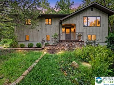 2311 Woodhaven Dr