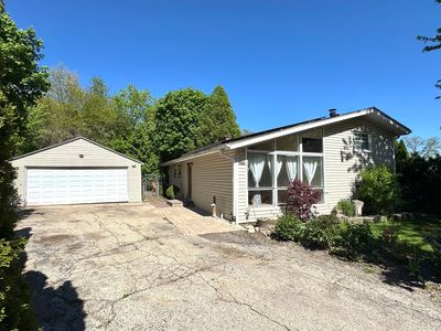 1008 Adams Ct