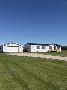 1313 E Murphy Lake Rd