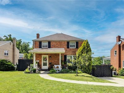 Property at 4470 Woodhill Dr, Homestead, PA