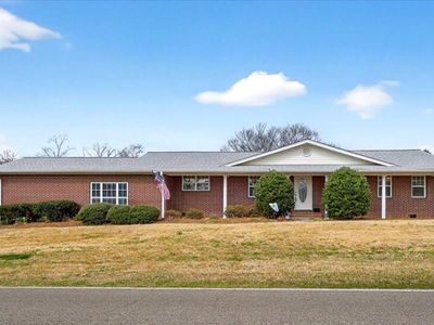 1067 Trace Rd