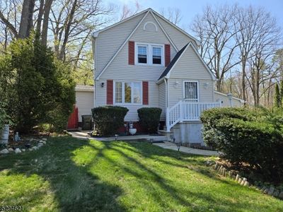 Property at 8 Forest Rd, Budd Lake, NJ