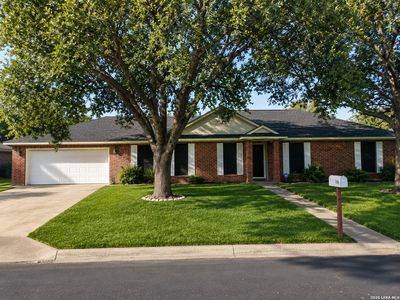 106 WEESE LN