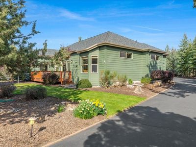 722 Golden Pheasant Dr