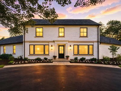 10700 Alloway Dr