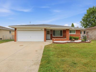13605 Ascot Dr