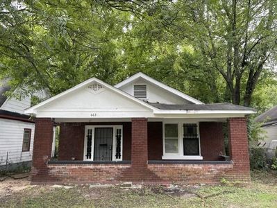 663 Lucy Ave