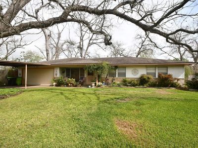 607 Riveredge Dr