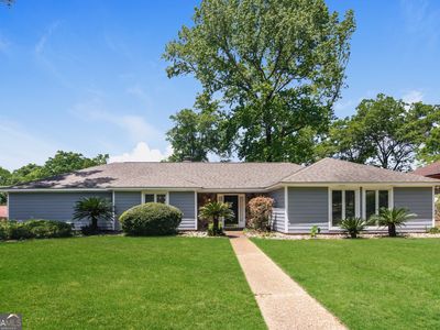 4303 Castlewood Pkwy