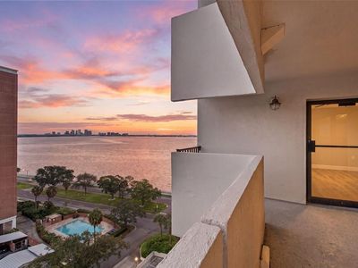 4141 BAYSHORE BOULEVARD #1106