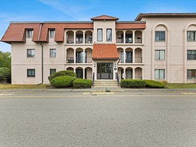 685 Oak St #7-12