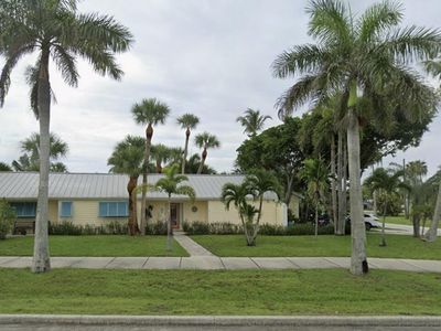 1906 S Ocean Drive