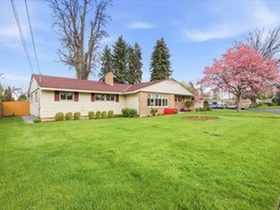 105 Edwards Drive