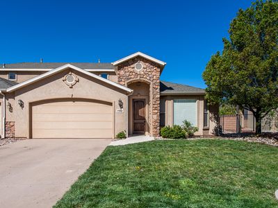 1588 W Canyon Dr