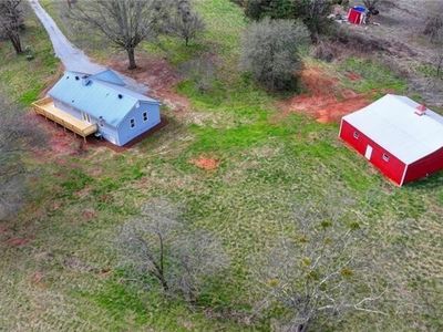 8574 Holly Springs Rd