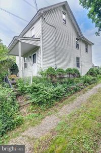 362 Etra Rd