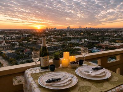 2016 Main St APT 2510