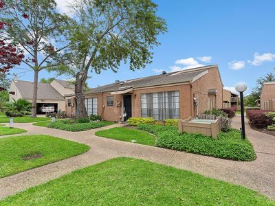 2419 Briarwest Blvd
