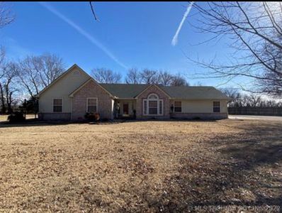 746 Lori Ln