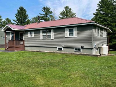 21 Maple Grove Rd