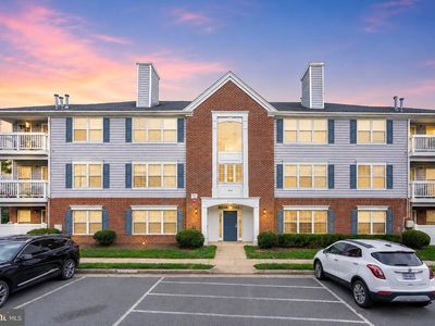 Property at 645 Constellation Sq SE Unit H, Leesburg, VA