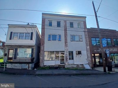 54 N Lehigh Ave