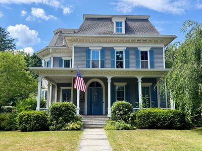 451 Park Ave