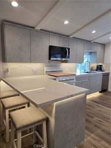 Property at 23777 Mulholland Hwy Spc 28, Calabasas, CA