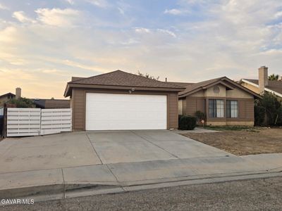 3851 Triton Dr