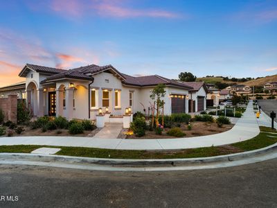 327 Toyon Court Dr