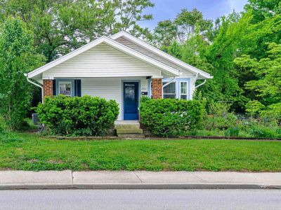 306 E Hillside Dr