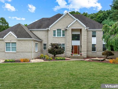 34 Carriage Way