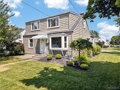 831 Beach Rd
