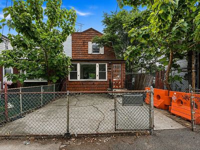 2221 Utica Ave