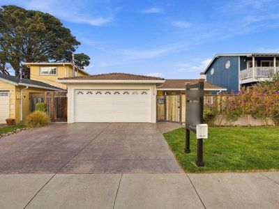 715 Montezuma Dr