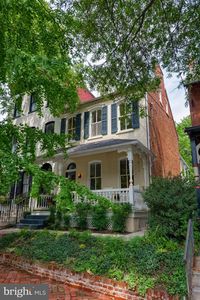 233 N Mary St