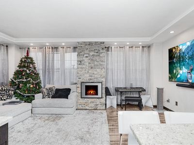 45 Oceana Dr E APT 4G