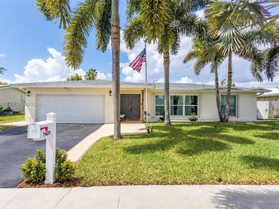 8107 NW 74th Ave