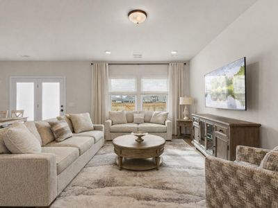 313 Lucca Dr