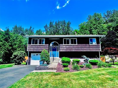 Property at 10 Lighthouse Court, Stony Pt, NY